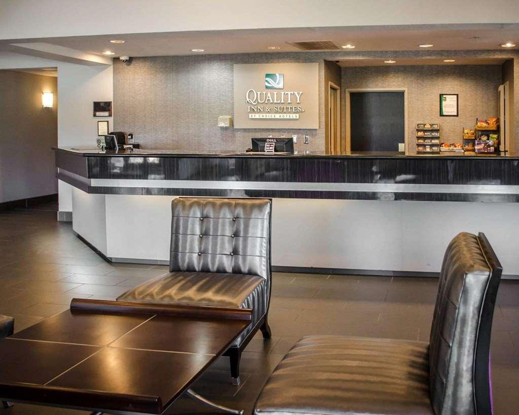 Quality Inn & Suites At Airport Blvd I-65 Mobile Interior photo